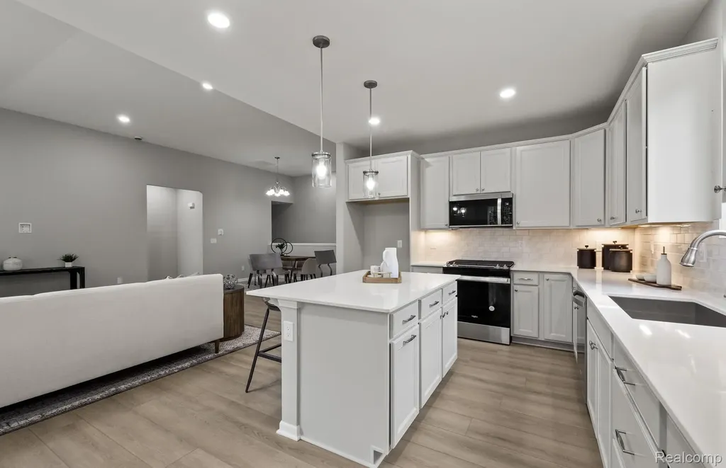 2015 Coventry Drive Independence Charter Township MI 48346