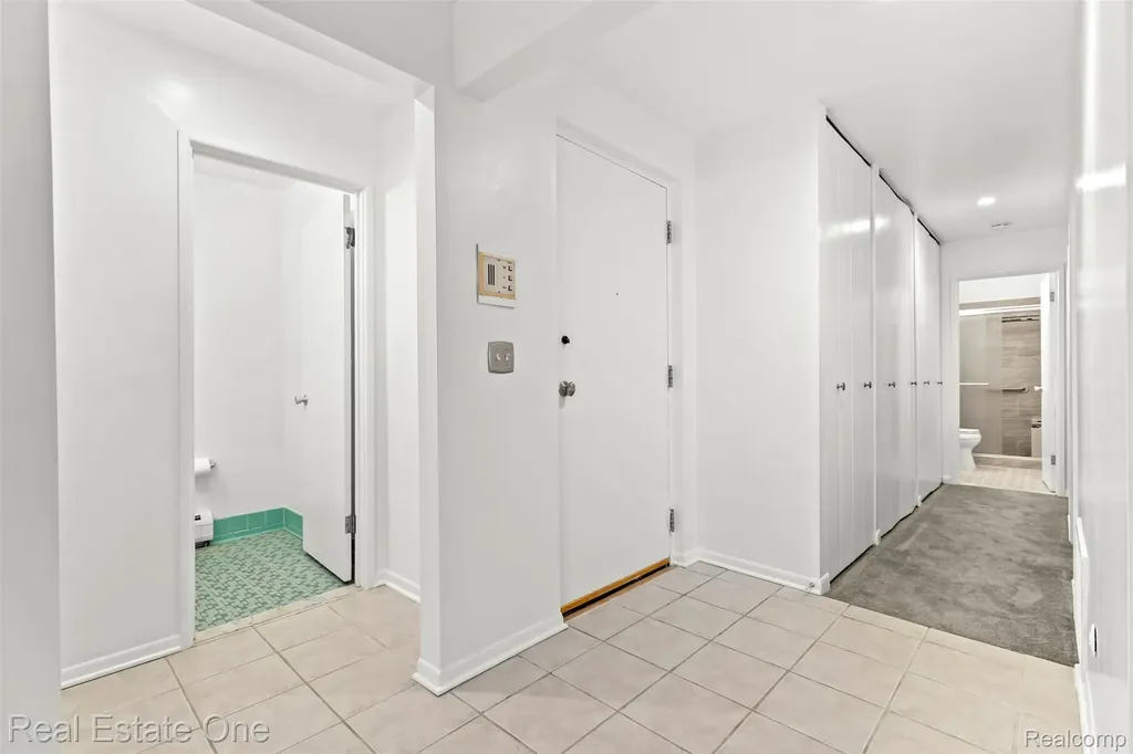 1550 Cherboneau Place Detroit City MI 48207