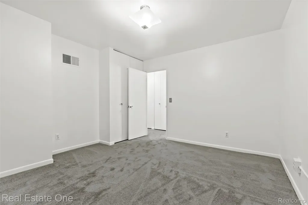 1550 Cherboneau Place Detroit City MI 48207