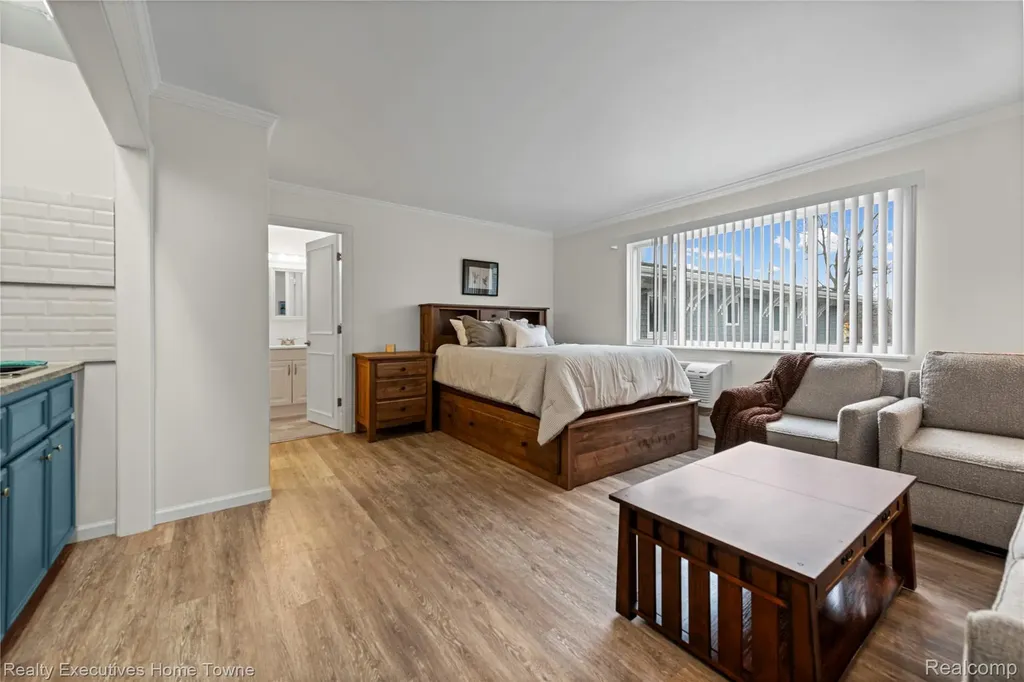 4500 Lakeshore Road Fort Gratiot Charter Township MI 48059