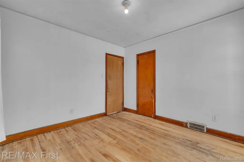 13991 Whitcomb Street Detroit City MI 48227