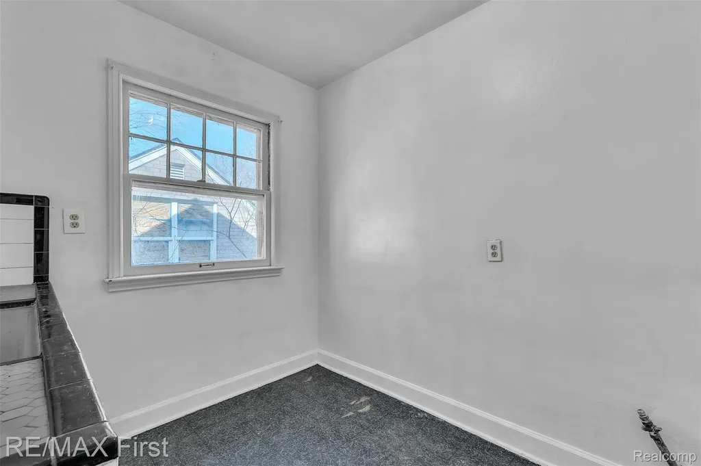 13991 Whitcomb Street Detroit City MI 48227