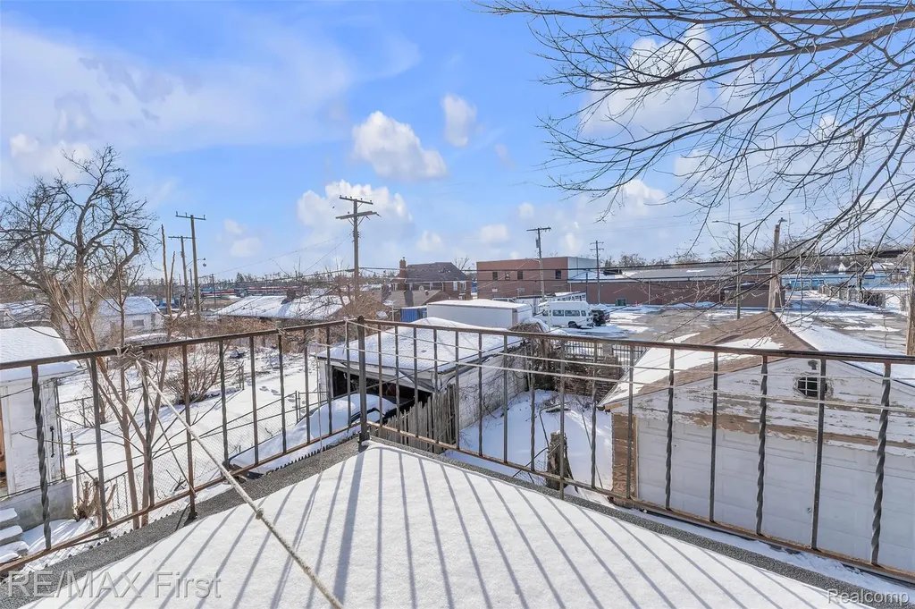 13991 Whitcomb Street Detroit City MI 48227