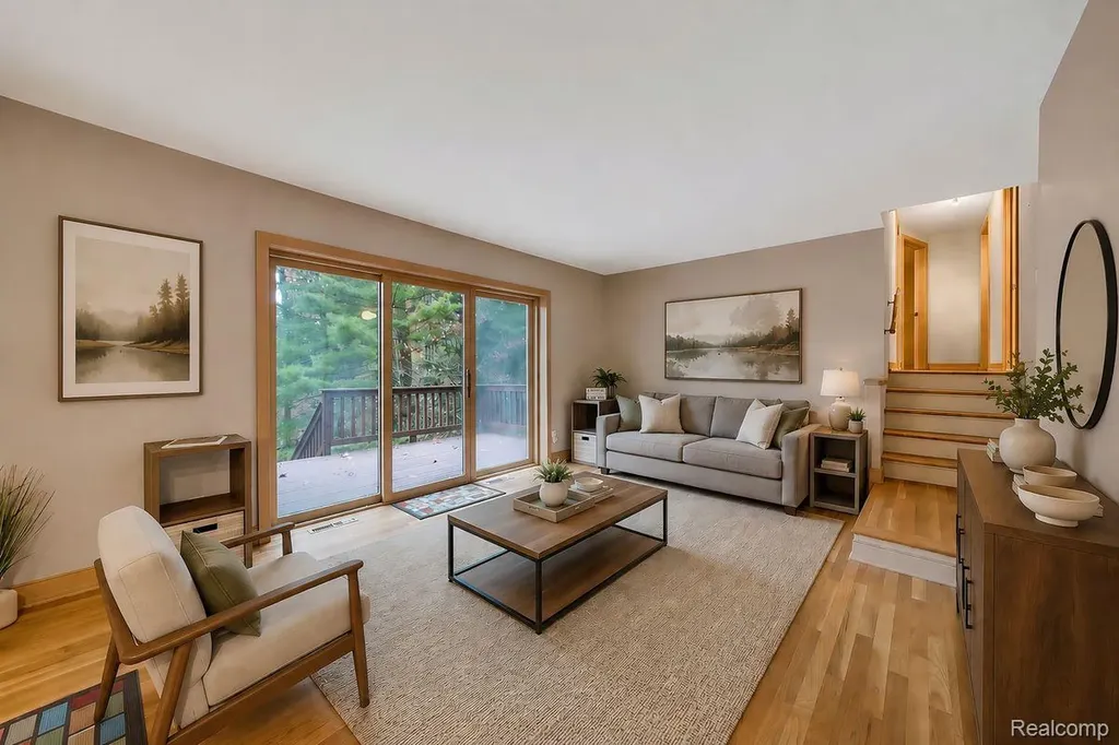 75 Ridgemont Road Oxford Charter Township MI 48370