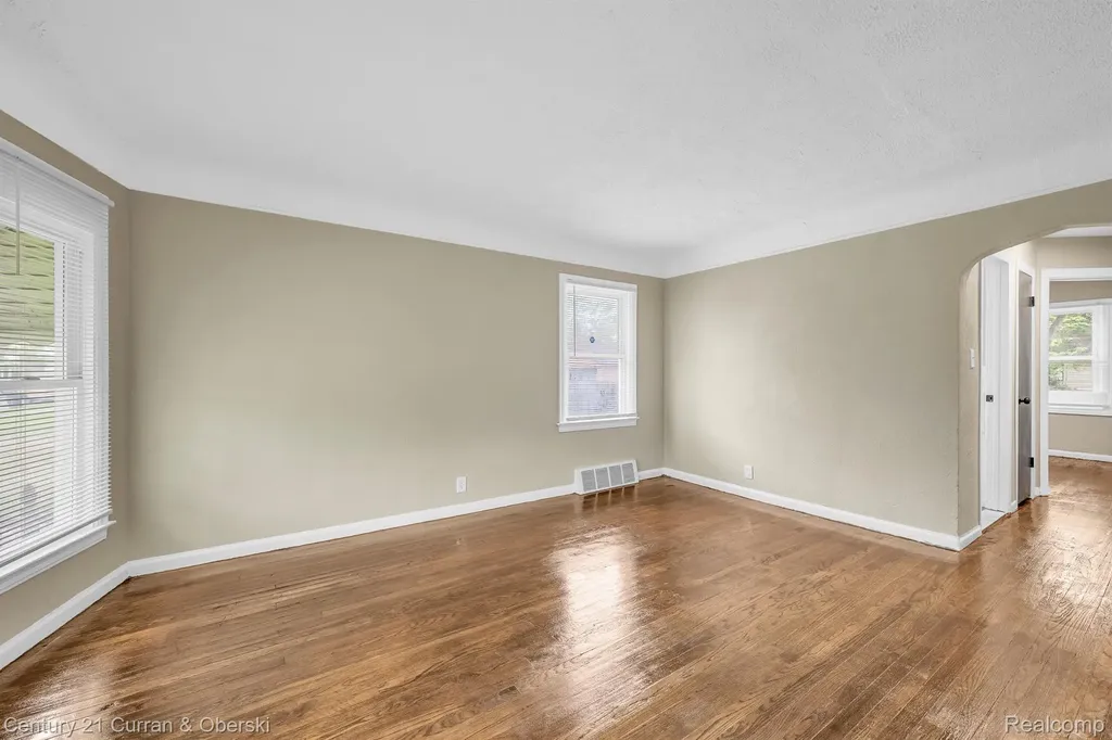 9583 Stahelin Avenue Detroit City MI 48228