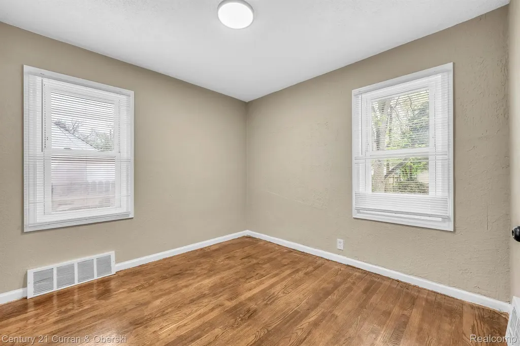 9583 Stahelin Avenue Detroit City MI 48228