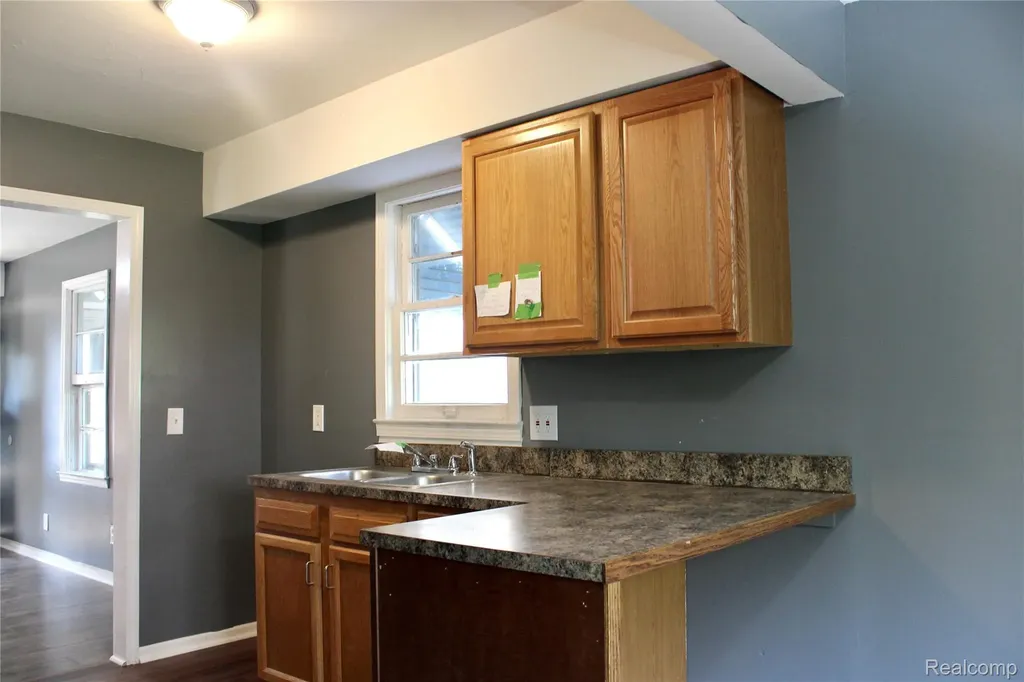 3922 Herrick Street Flint City MI 48532