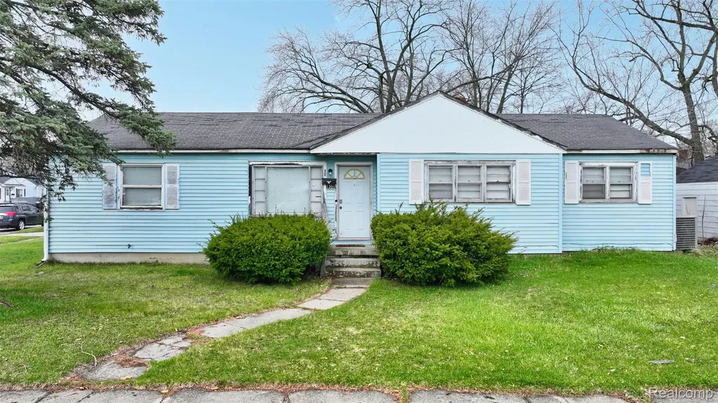 1301 Lavender Avenue Flint City MI 48504