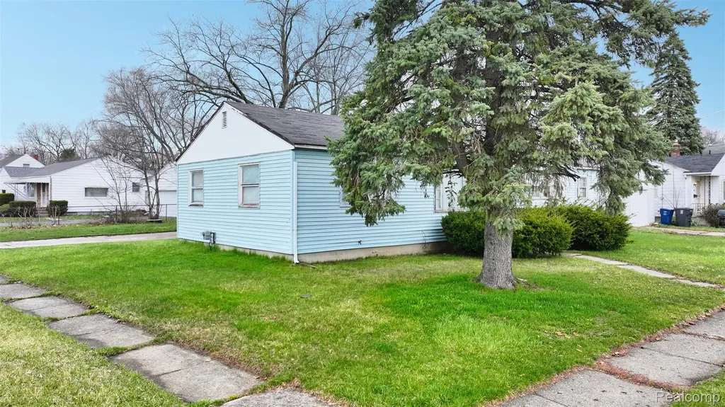 1301 Lavender Avenue Flint City MI 48504