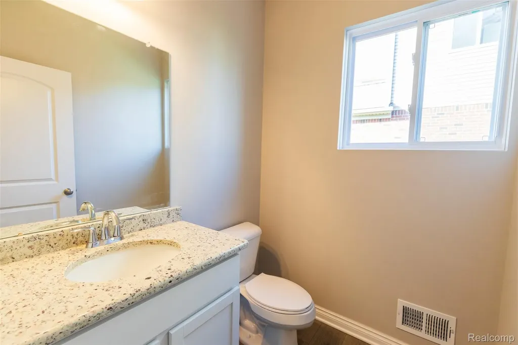 34607 John Bartley Circle Sterling Heights City MI 48310