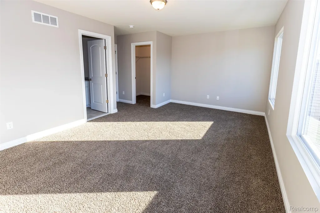 34607 John Bartley Circle Sterling Heights City MI 48310