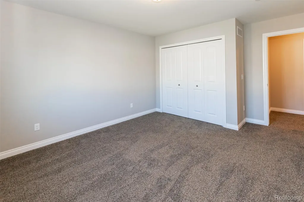 34607 John Bartley Circle Sterling Heights City MI 48310