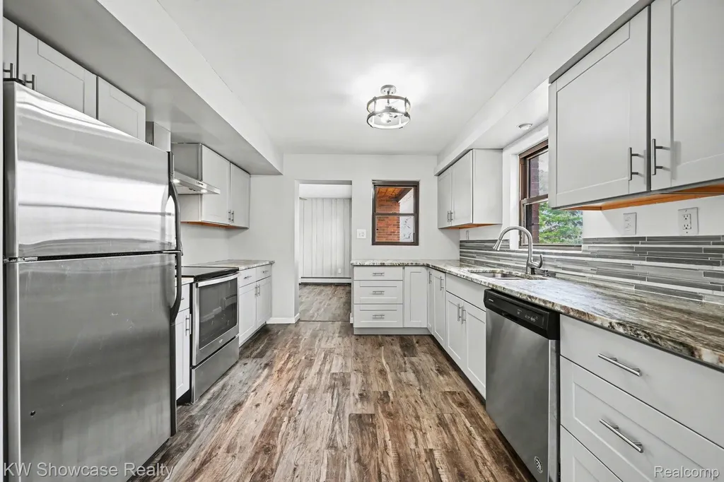 1690 Marylestone Drive West Bloomfield Charter Township MI 48324