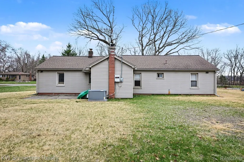 1690 Marylestone Drive West Bloomfield Charter Township MI 48324