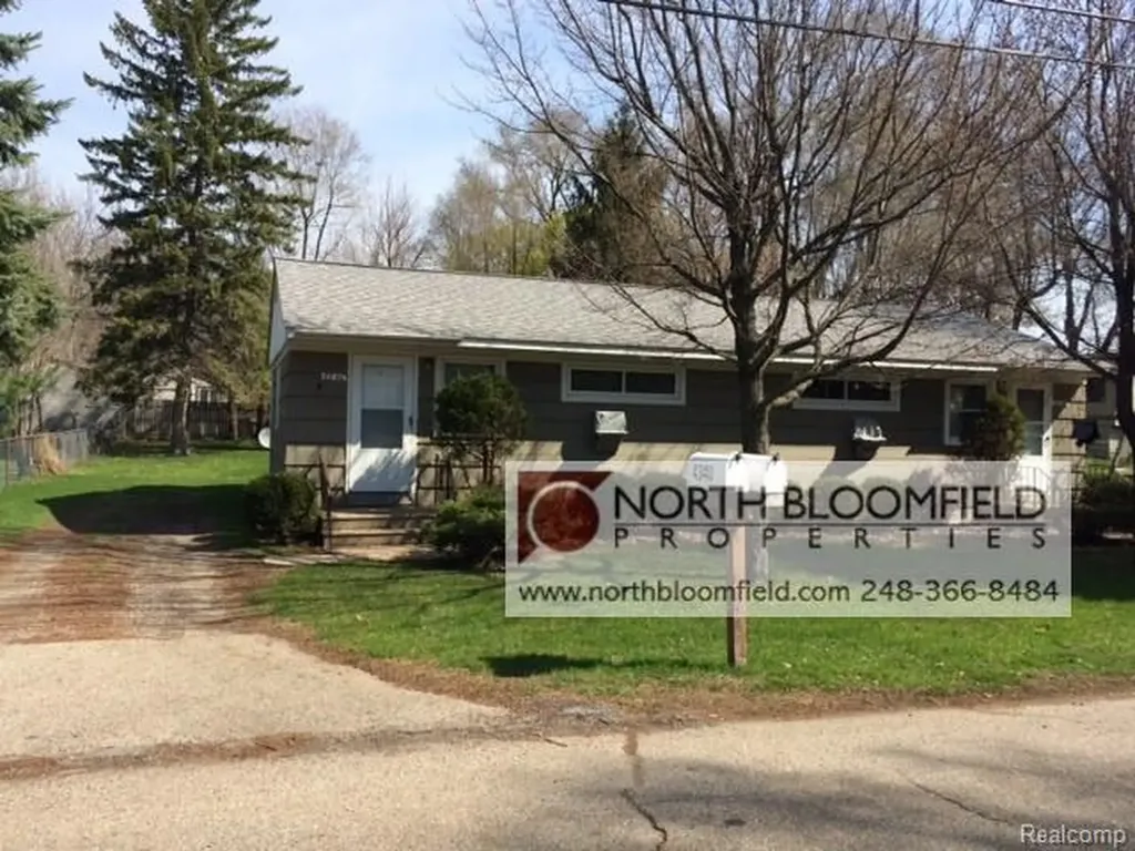 4336 Richalva Court Waterford Charter Township MI 48329