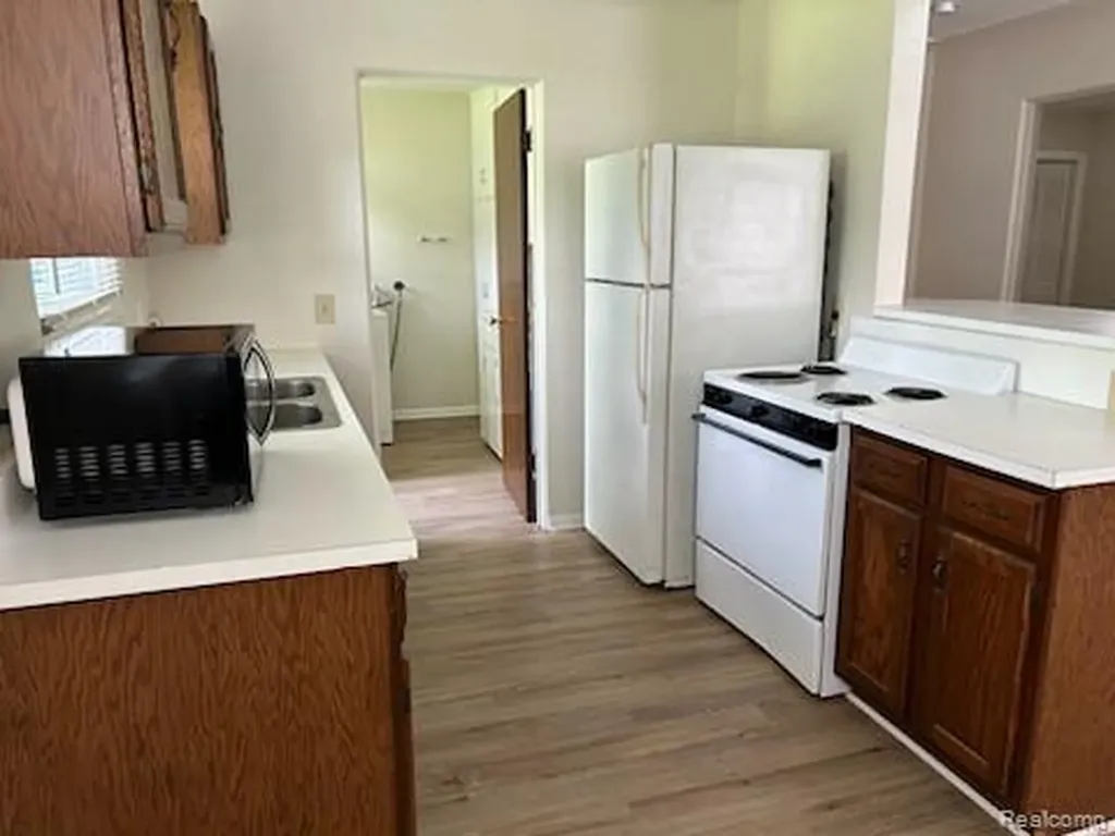 4336 Richalva Court Waterford Charter Township MI 48329