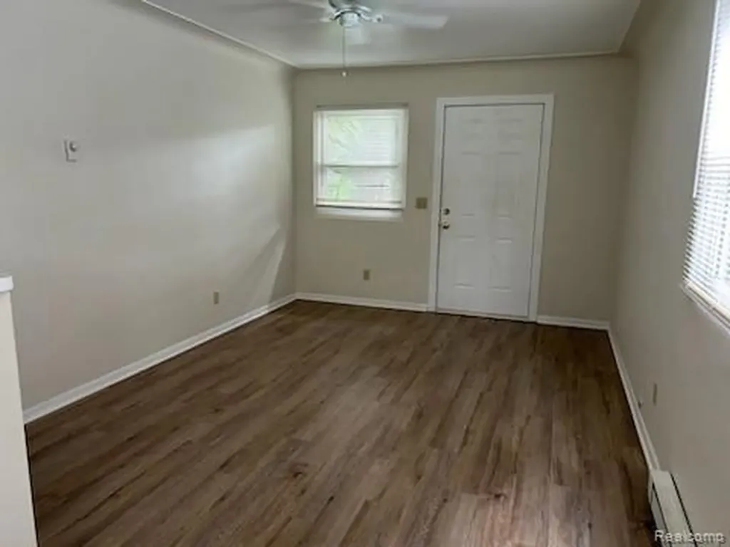 4336 Richalva Court Waterford Charter Township MI 48329
