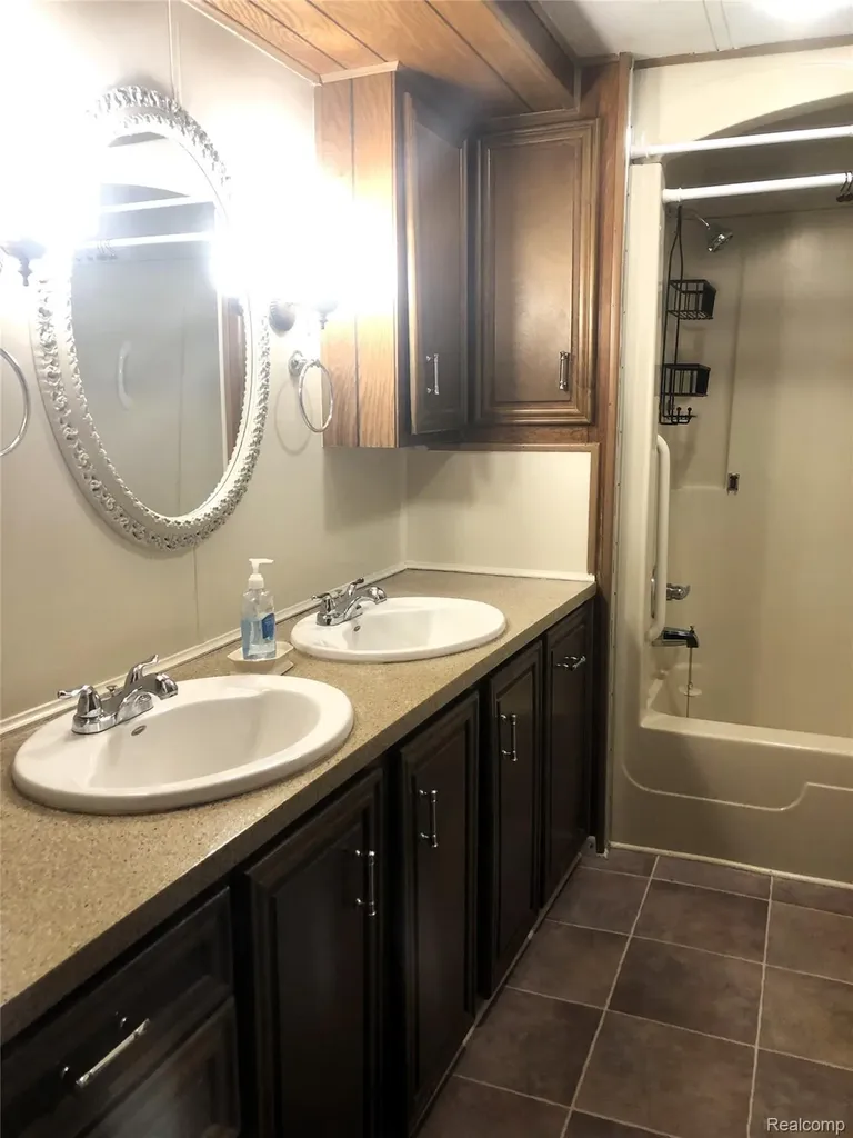161 Spruce Drive Jonesville City MI 49250