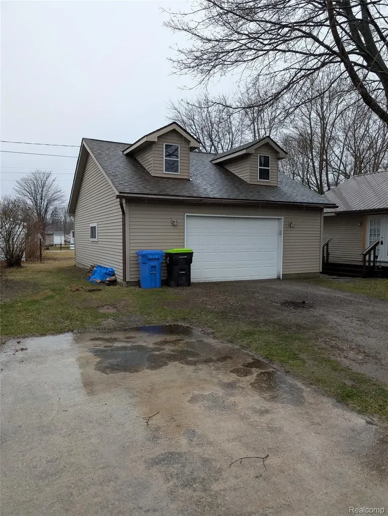 5300 Pleasant Avenue Standish Township MI 48658