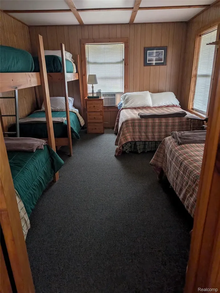 5300 Pleasant Avenue Standish Township MI 48658