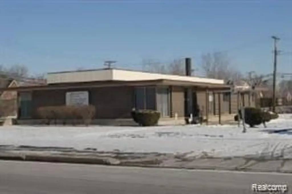 20060 Van Dyke Street Detroit City MI 48234