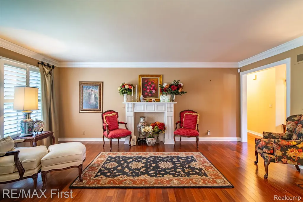 1899 Ledbury Drive Bloomfield Hills City MI 48304