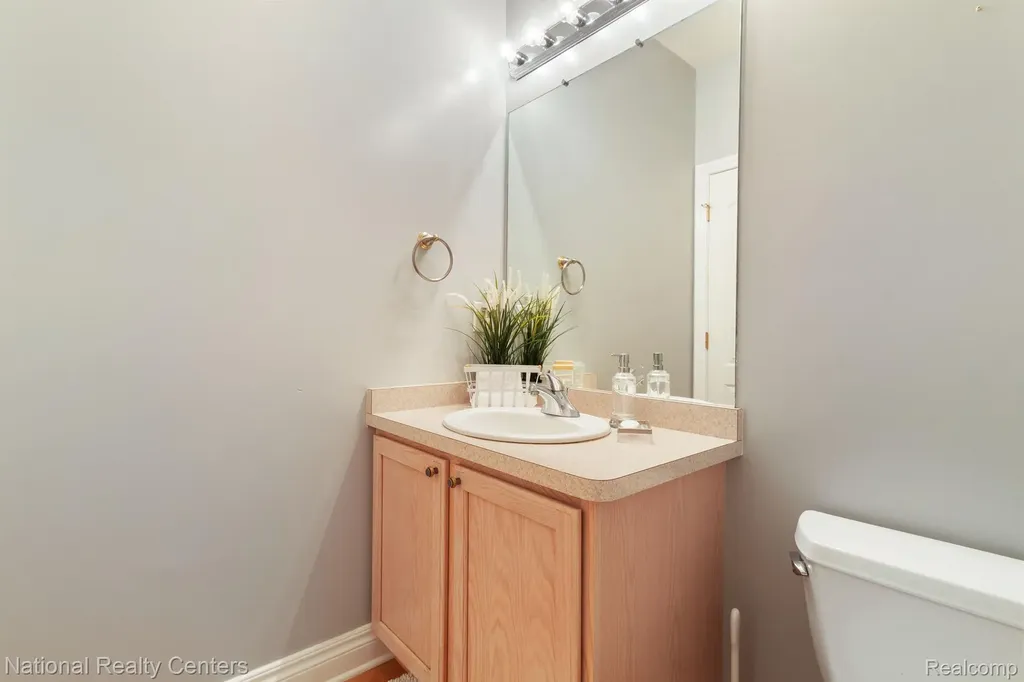 12881 Nautica Drive Van Buren Charter Township MI 48111