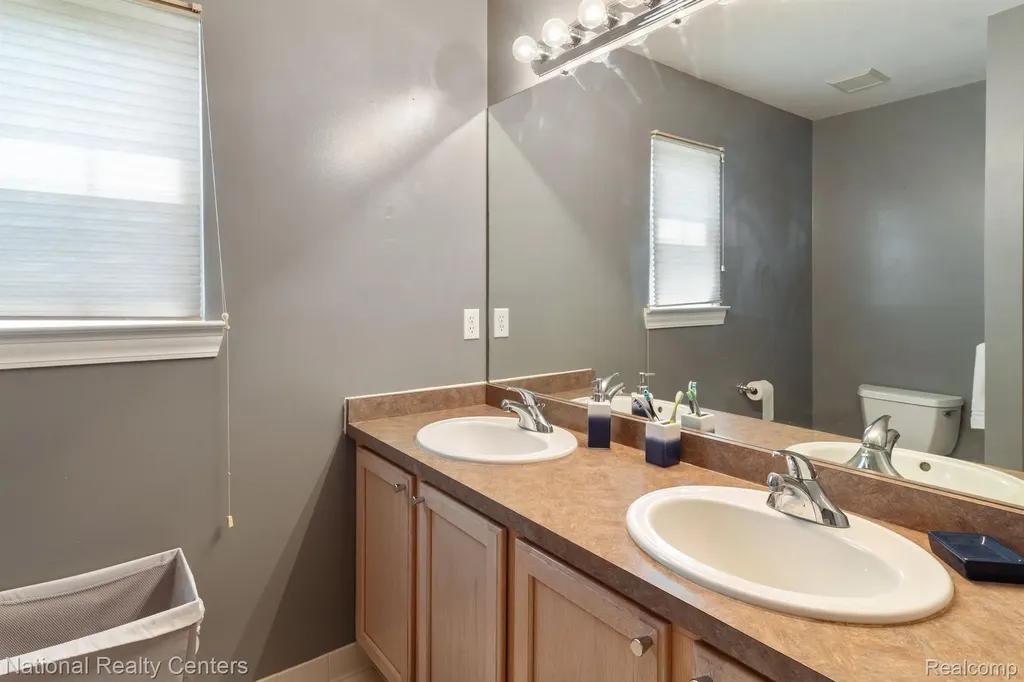 12881 Nautica Drive Van Buren Charter Township MI 48111