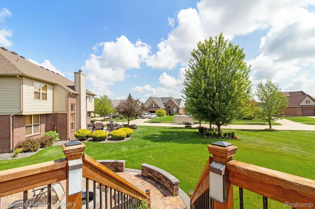 12881 Nautica Drive Van Buren Charter Township MI 48111