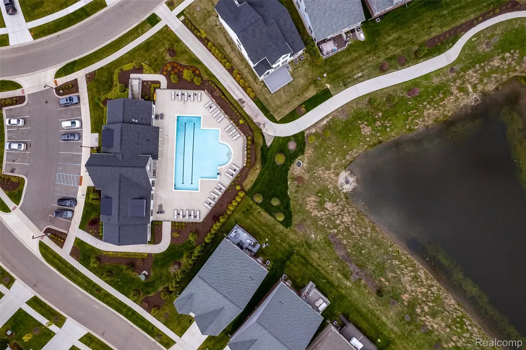 5545 Helmsdale Boulevard West Bloomfield Charter Township MI 48322