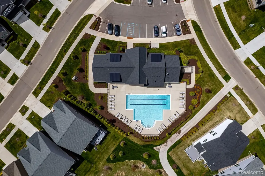 5545 Helmsdale Boulevard West Bloomfield Charter Township MI 48322
