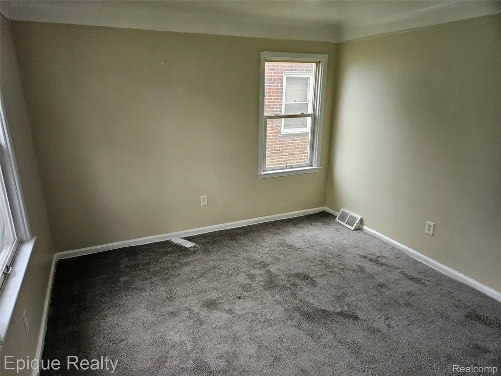 7341 Evergreen Avenue Detroit City MI 48228