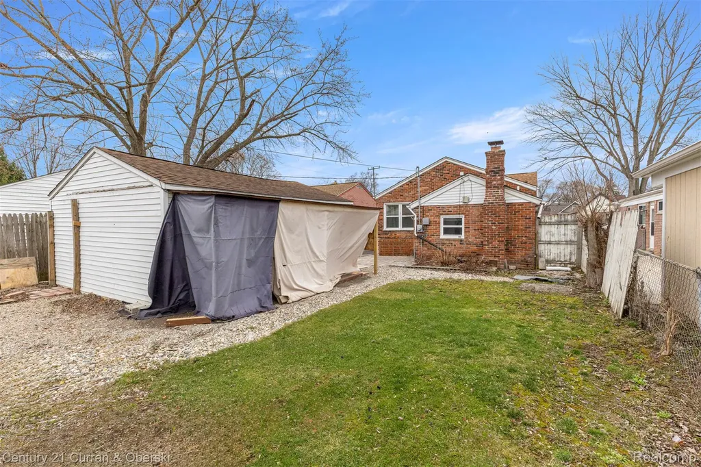 23020 Albion Avenue Farmington Hills City MI 48336