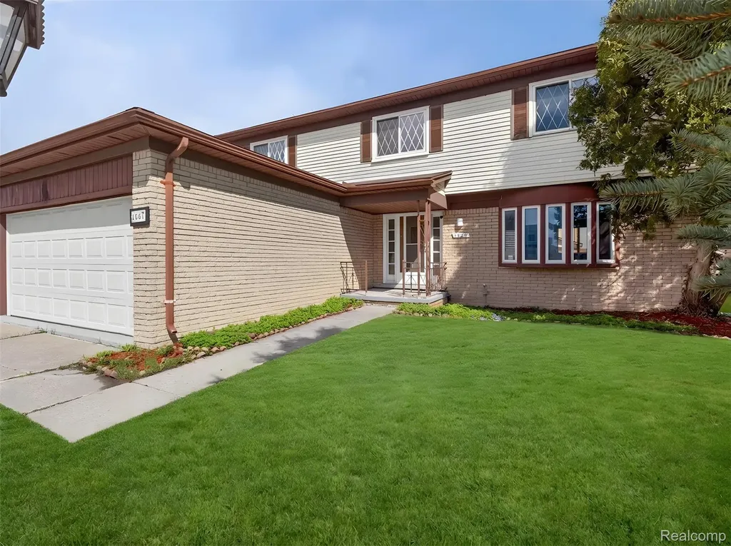 4667 Bloomfield Drive Sterling Heights City MI 48310
