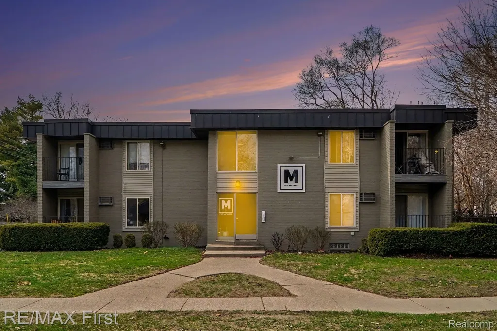 925 Laprairie Street Ferndale City MI 48220