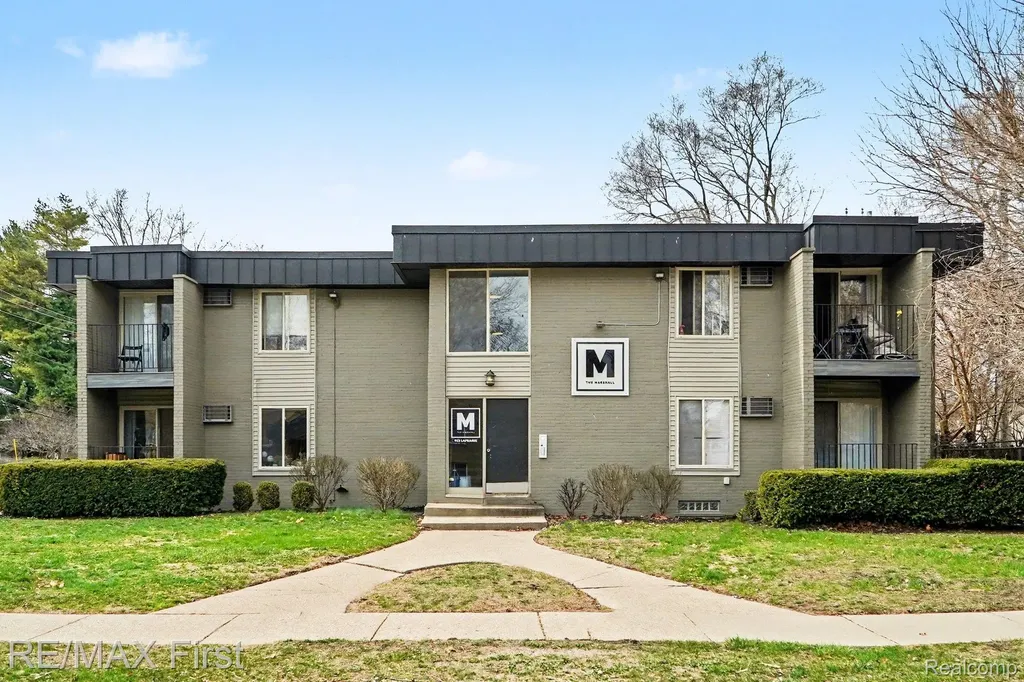 925 Laprairie Street Ferndale City MI 48220