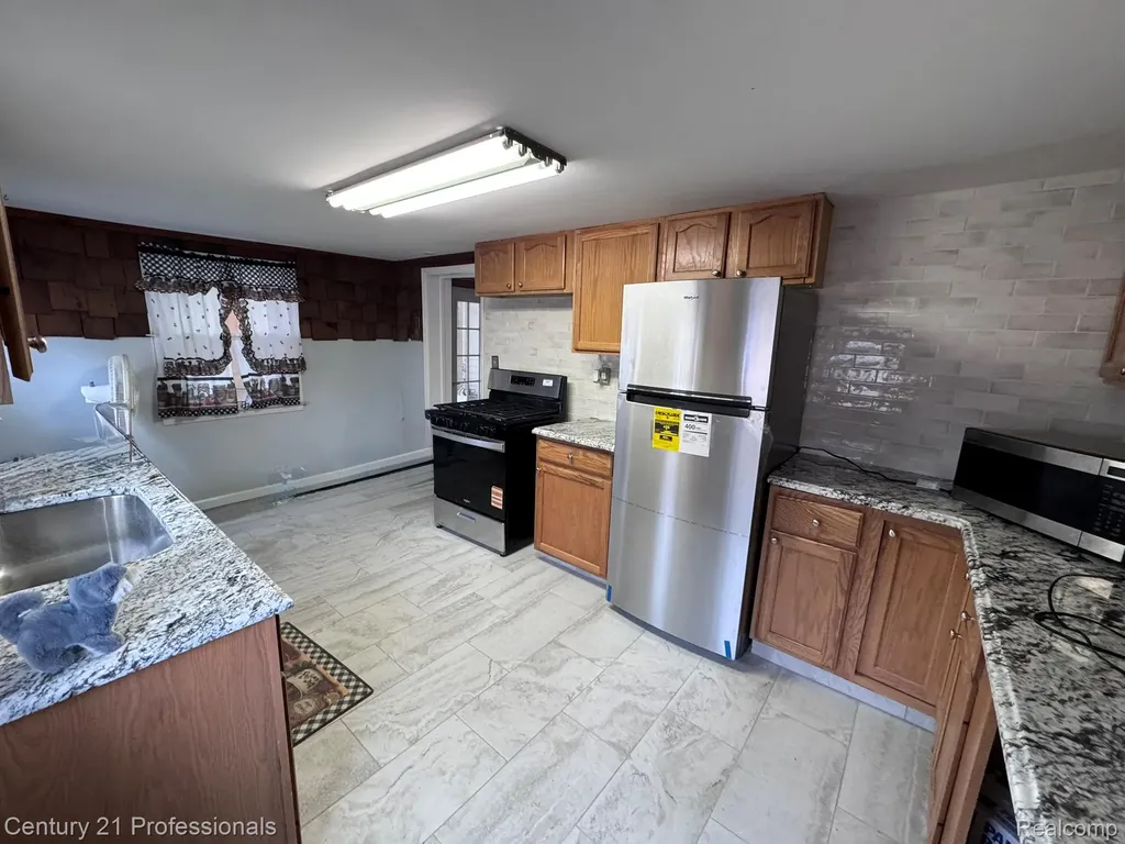 2021 W Rose Center Road Rose Township MI 48442