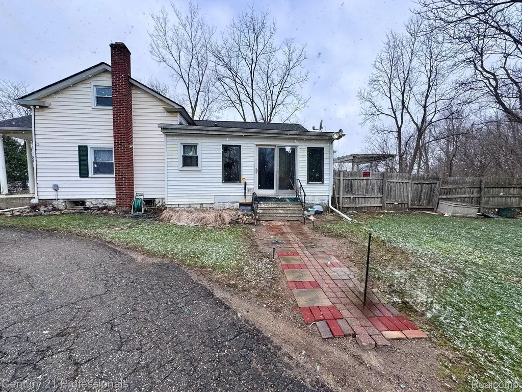 2021 W Rose Center Road Rose Township MI 48442