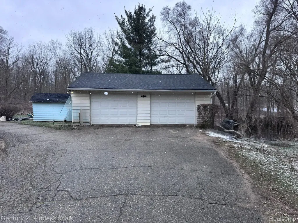 2021 W Rose Center Road Rose Township MI 48442