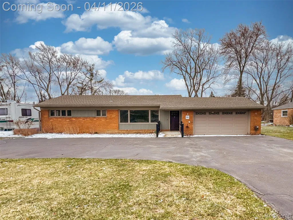 91 Wendelton Road Troy City MI 48084