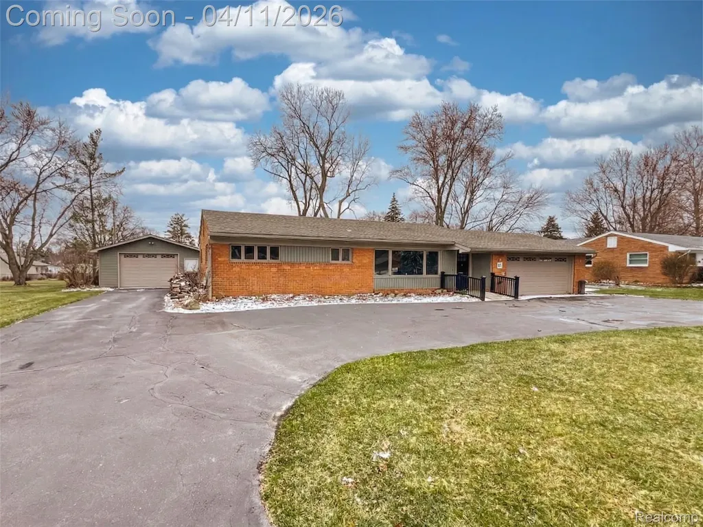 91 Wendelton Road Troy City MI 48084