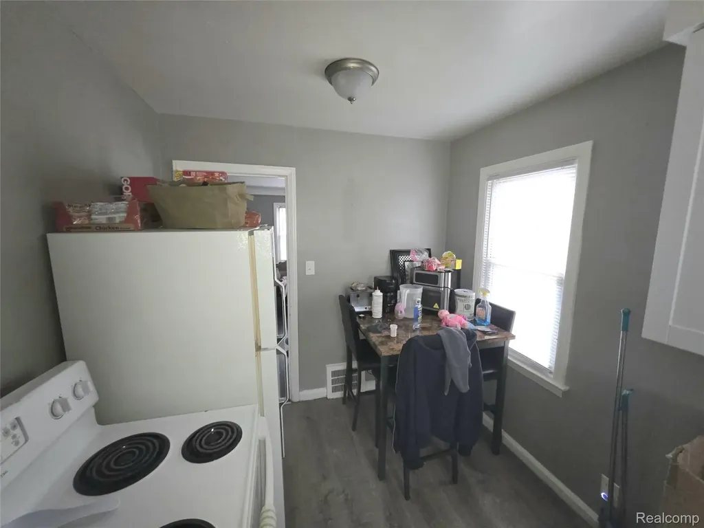 18499 Pierson Street Detroit City MI 48219