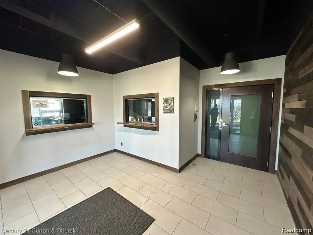 6252 Monroe Boulevard Taylor City MI 48180