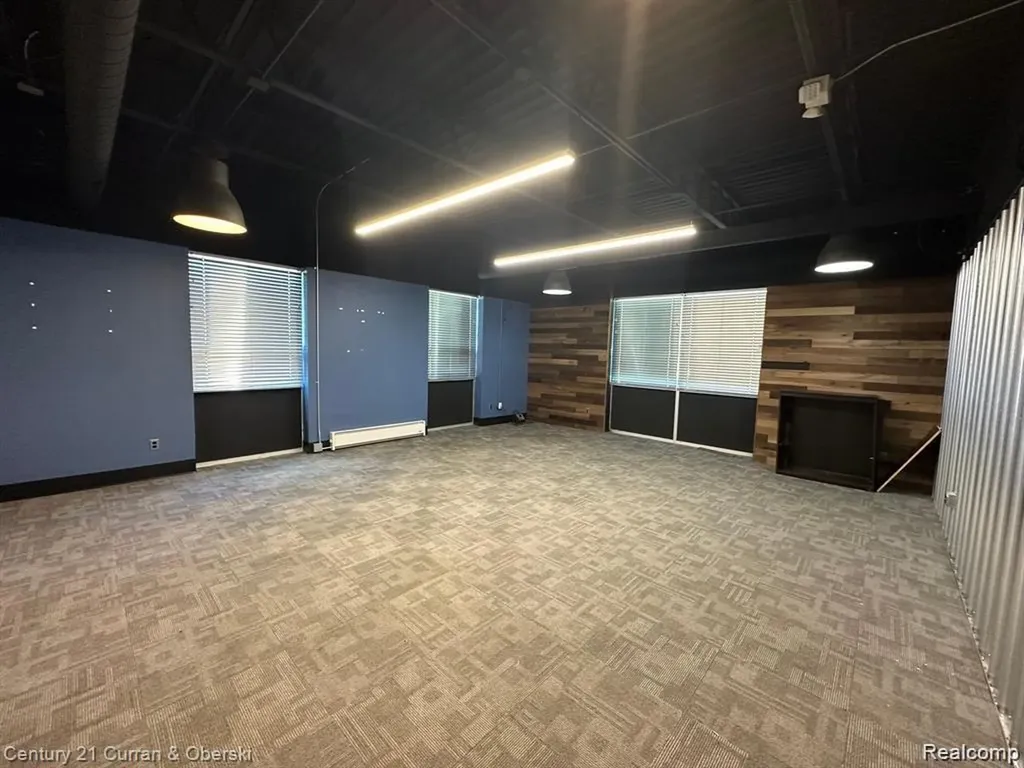 6252 Monroe Boulevard Taylor City MI 48180