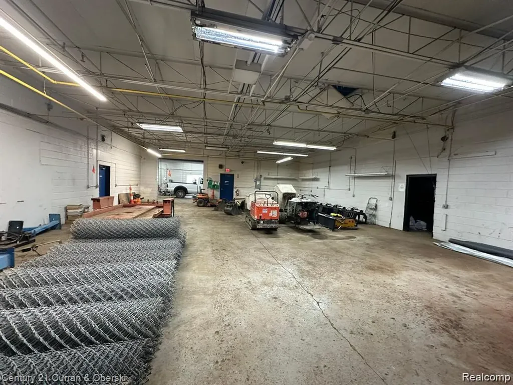 6252 Monroe Boulevard Taylor City MI 48180