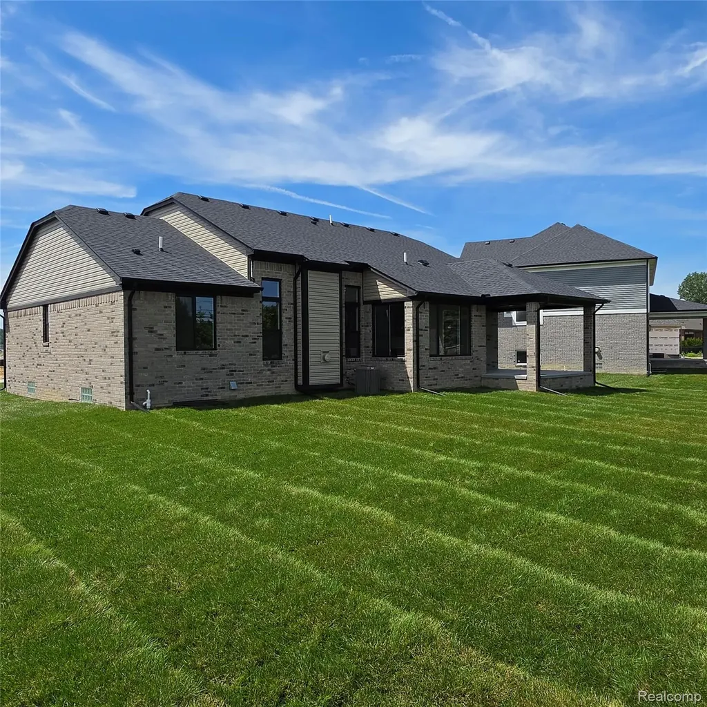 7368 Brys Drive Shelby Charter Township MI 48316