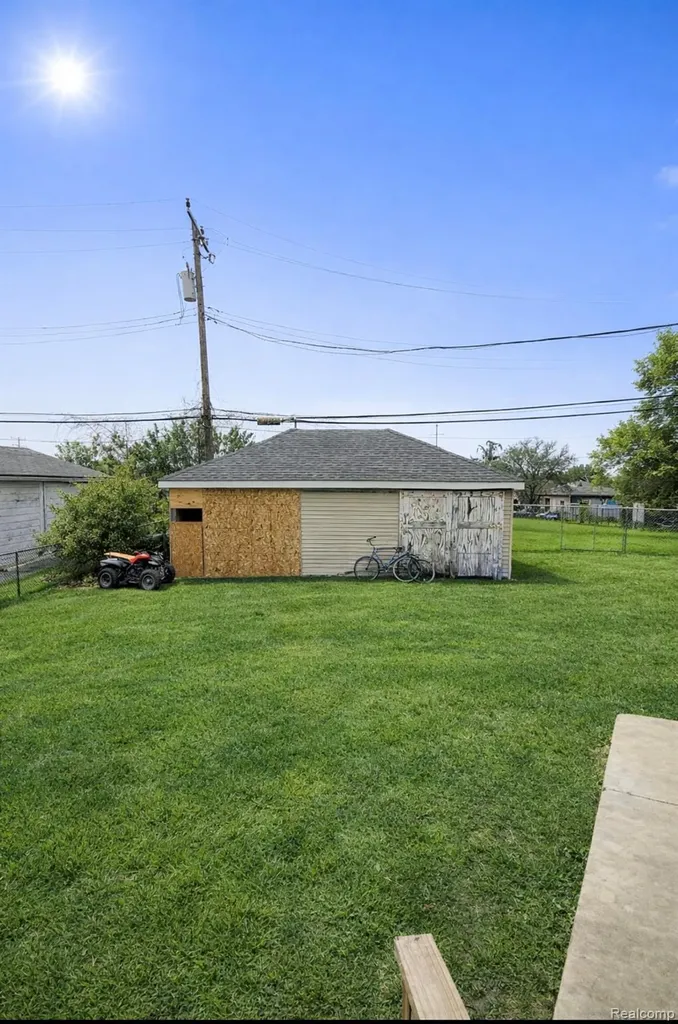 6653 Sparta Street Detroit City MI 48210