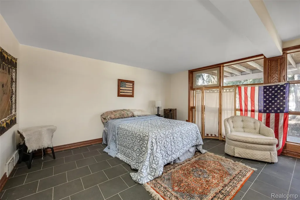 32998 Biddestone Lane Farmington Hills City MI 48334