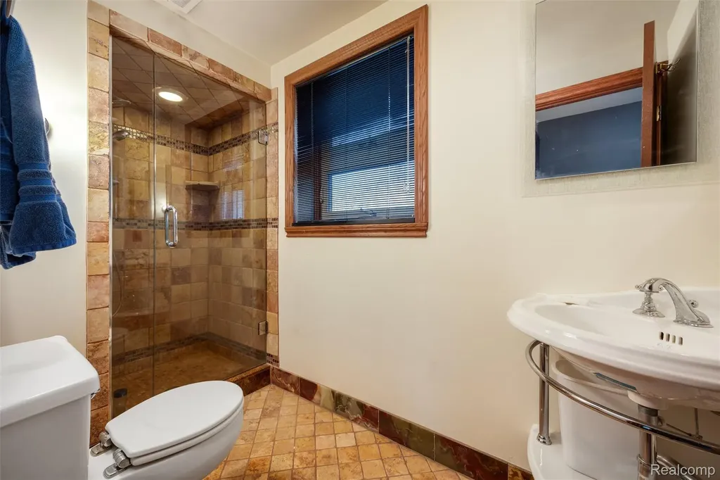 32998 Biddestone Lane Farmington Hills City MI 48334
