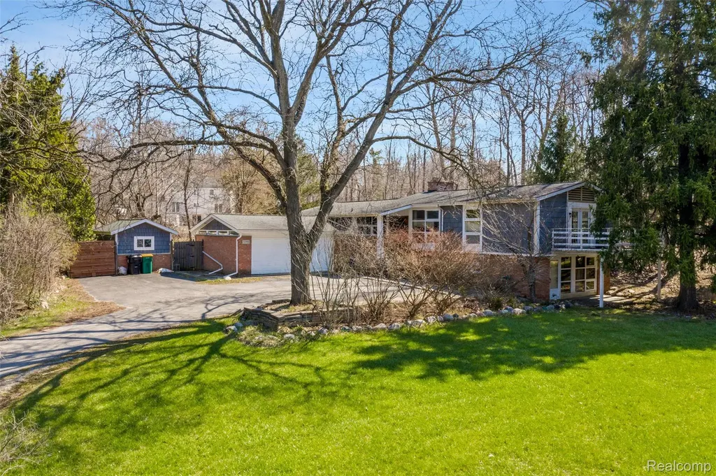 32998 Biddestone Lane Farmington Hills City MI 48334